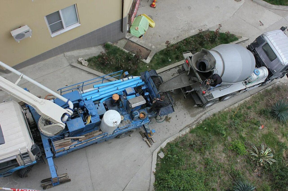 Бетононасос машина