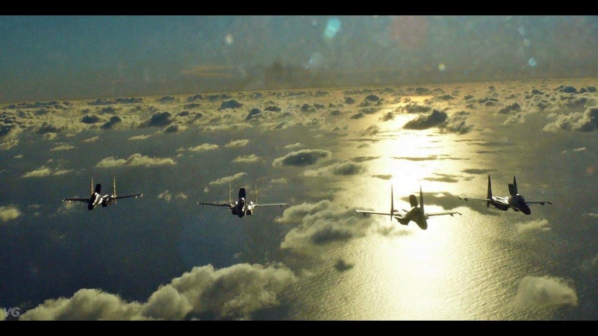 Истребитель над водой