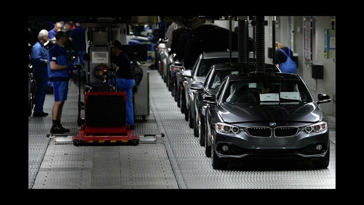 Сборочный конвейер БМВ