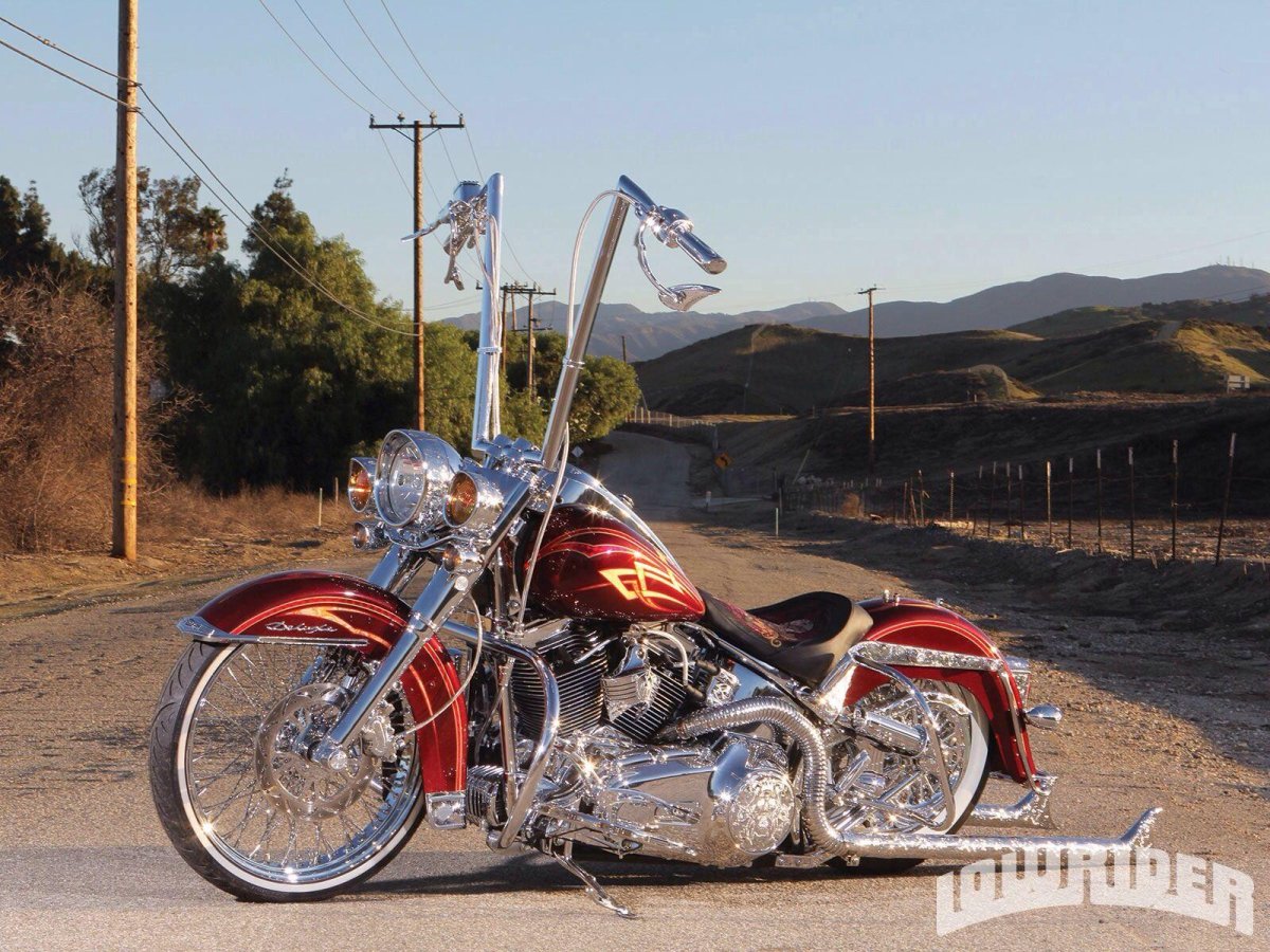 Harley Davidson Softail Deluxe Custom