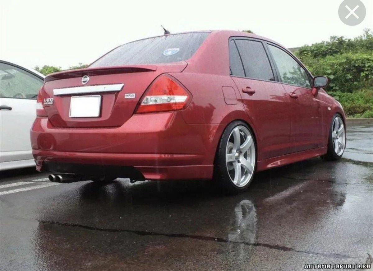 Nissan Tiida 2007 обвес