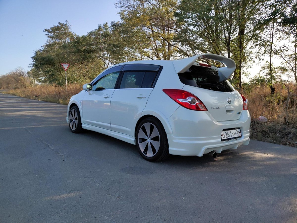 Nissan Tiida Nismo