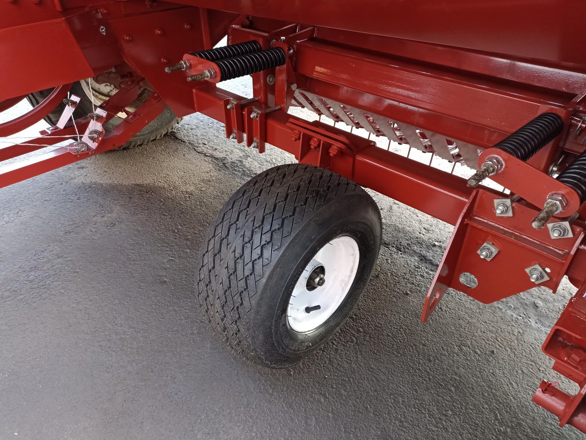 Пресс подборщик Тукан НР