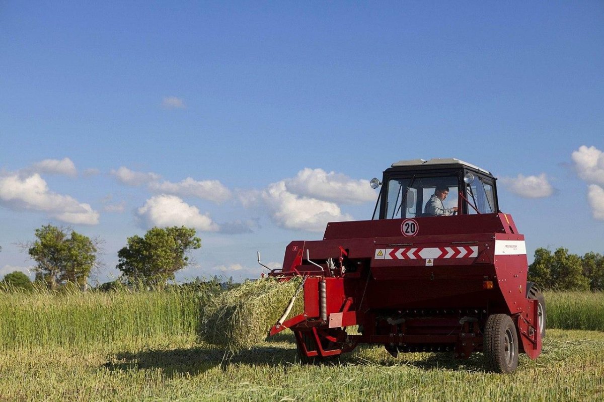 Пресс подборщик 1600 Tukan