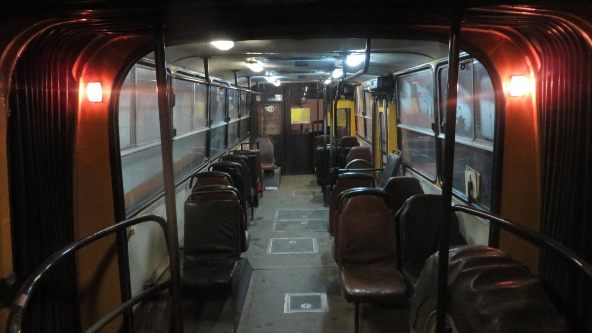 Икарус 256 салон