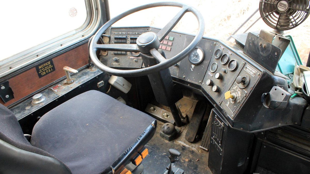 Икарус 260 кабина водителя