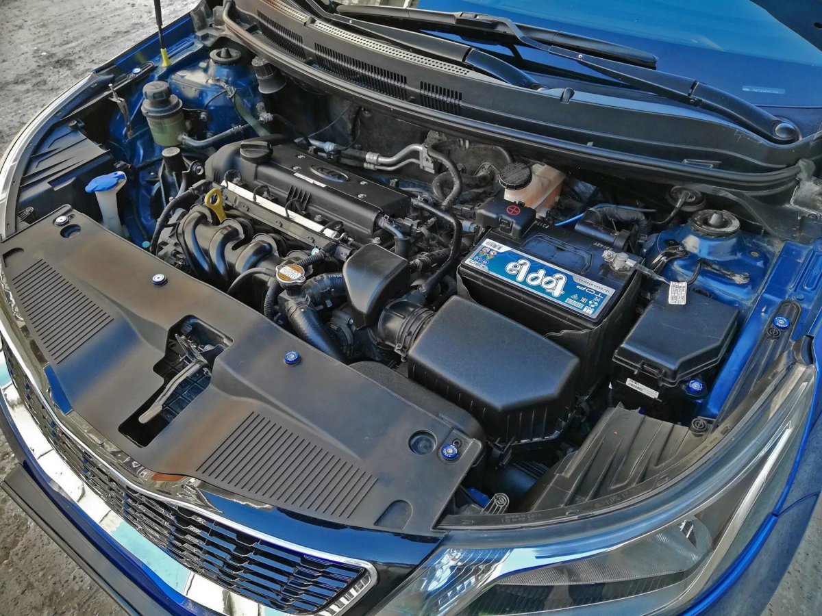 Кия Рио 4 под капотом