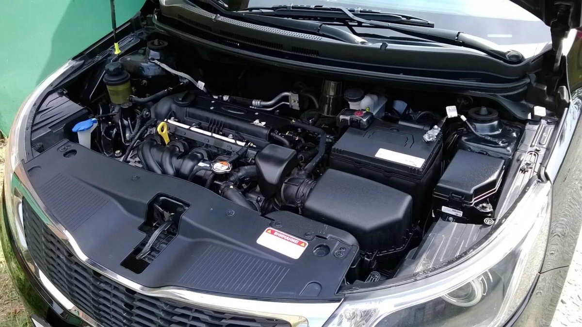 Киа Рио 4 под капотом