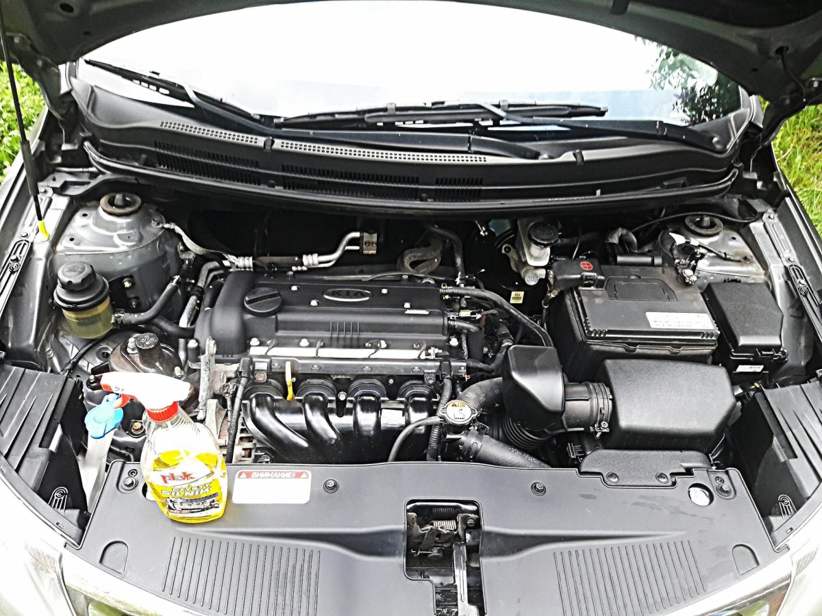 Kia Rio 2 под капотом