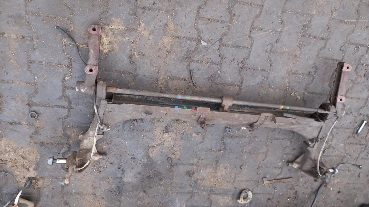 Стабилизатор кабины ман Командор