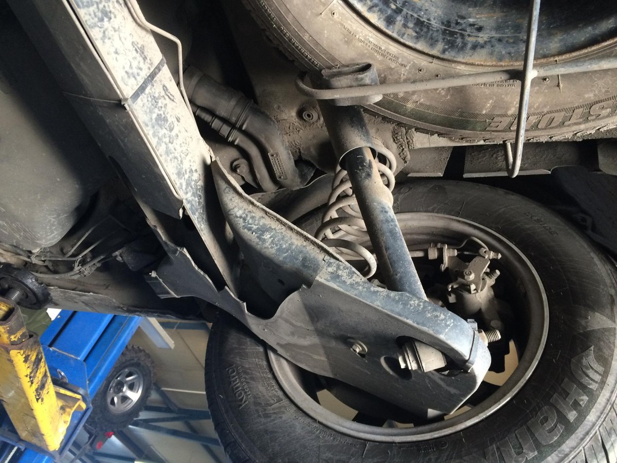 Задняя подвеска Рено Лагуна 2