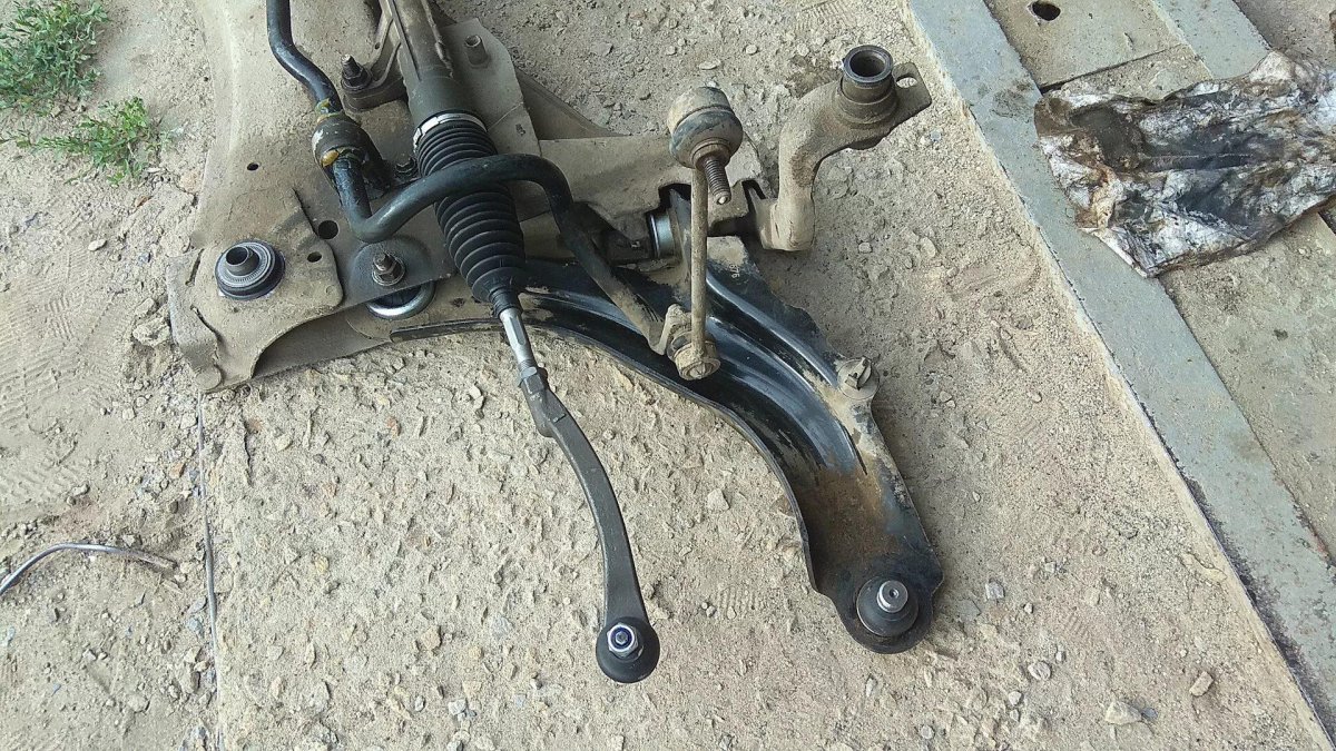 Передние подвеска Рено Меган 2