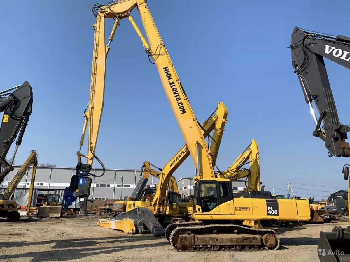 Экскаватор Коматсу 400