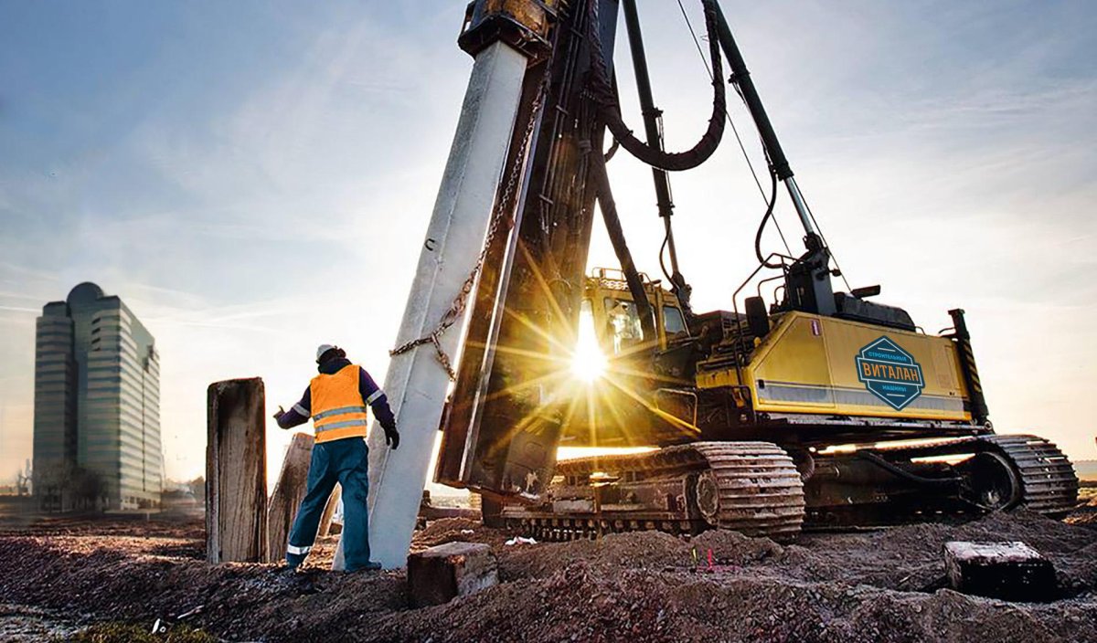 Погружение свай вибропогружателем