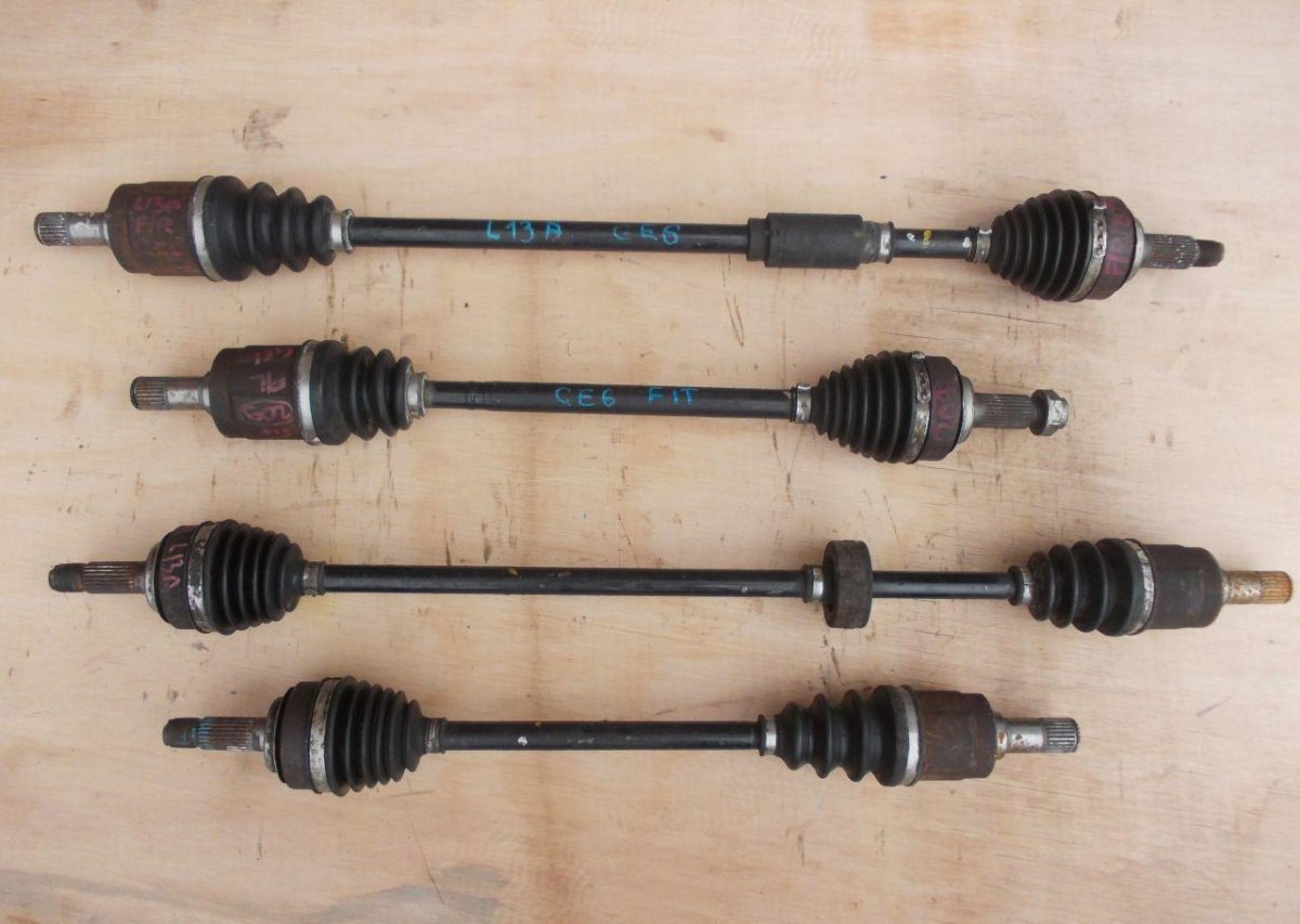 Правый привод Хонда фит gd1