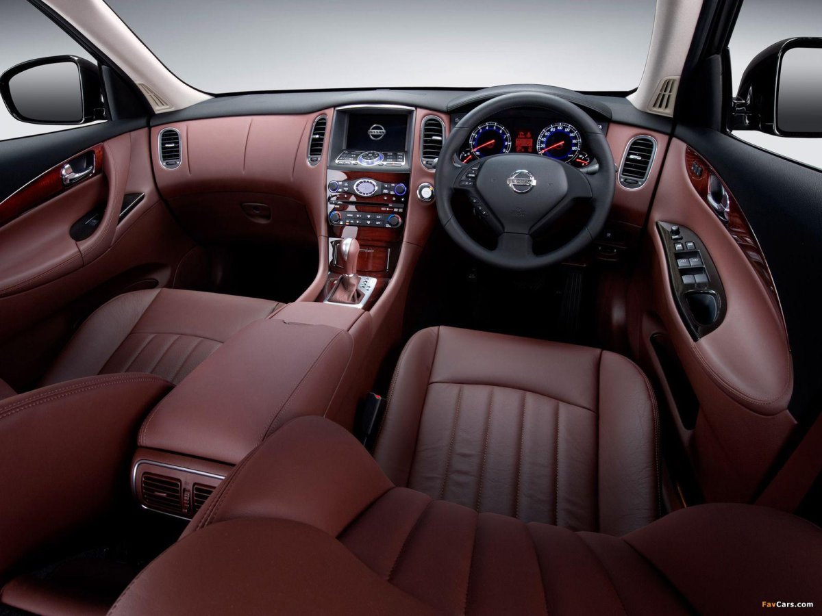 Nissan Skyline Crossover j50 2009