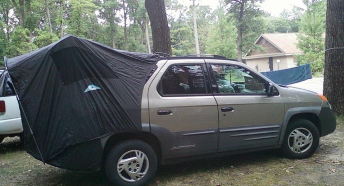 Pontiac Aztek палатка