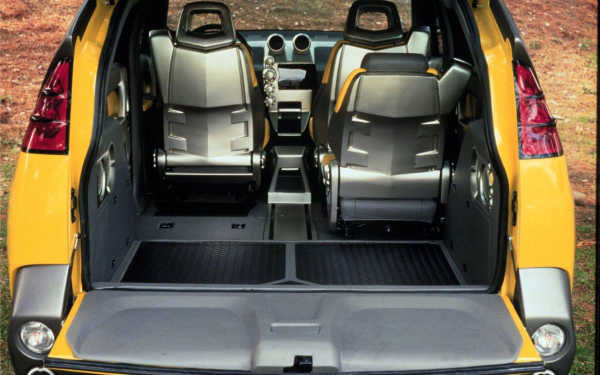 Pontiac Aztek салон