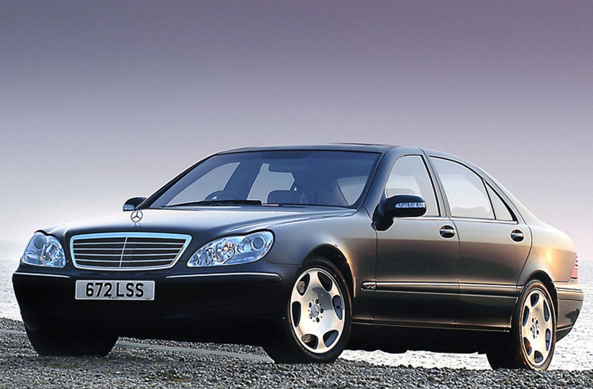 Mercedes Benz s class w220 s600