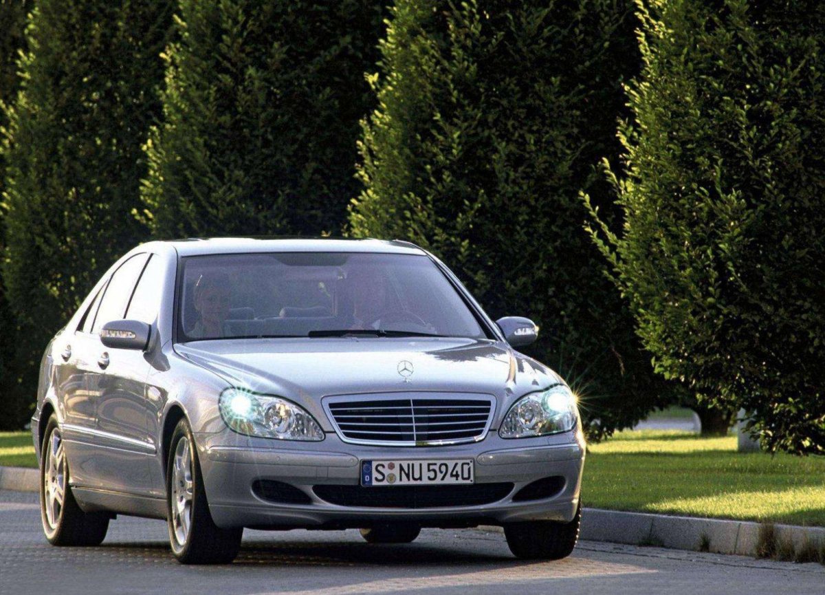 Mercedes s500 w220