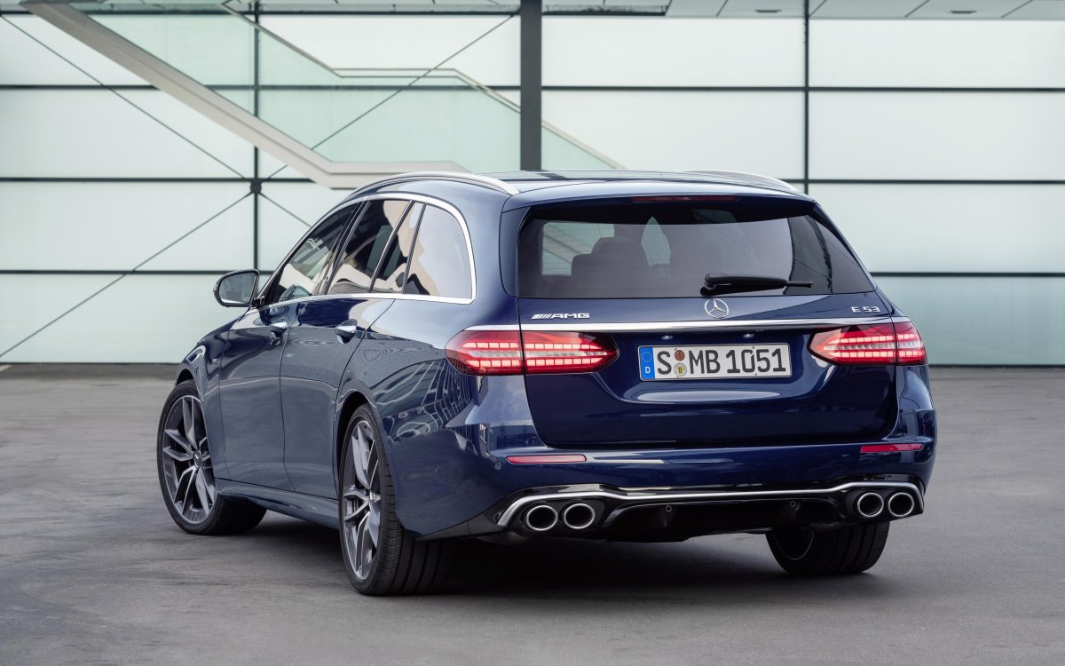 Mercedes Benz e class универсал 2021