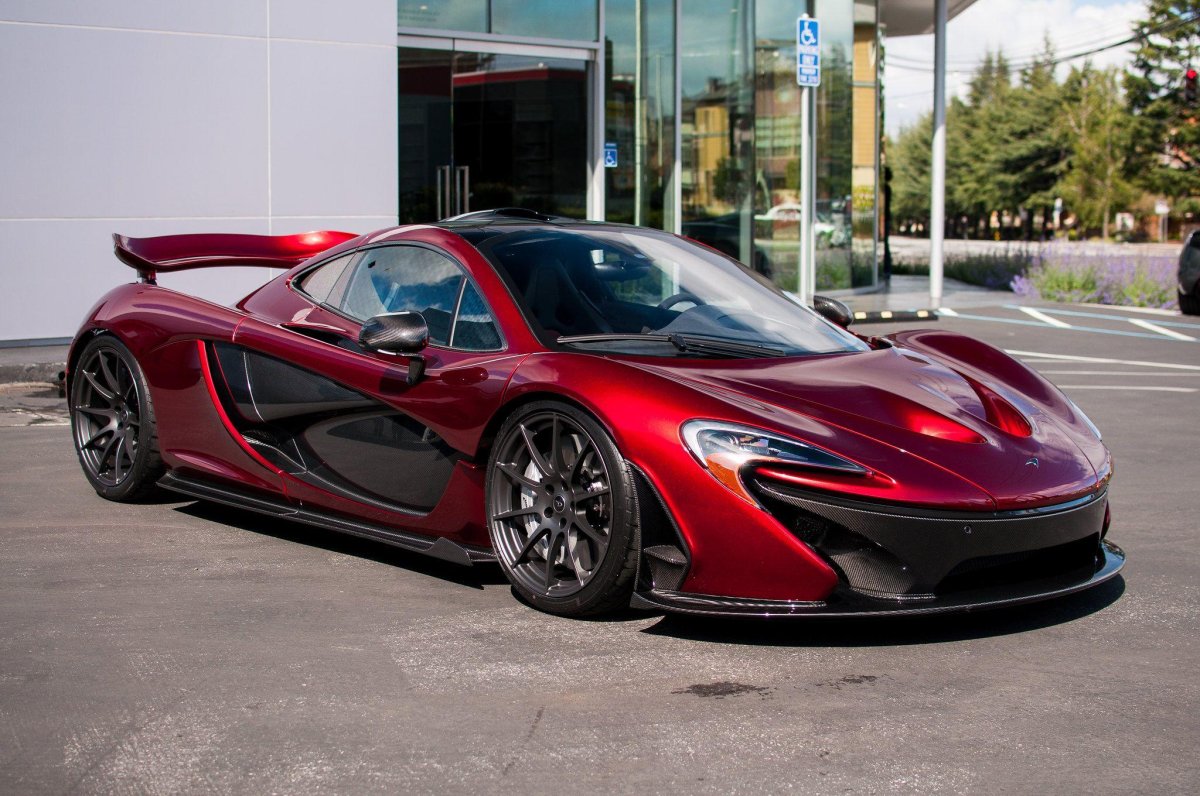MCLAREN p1 красный