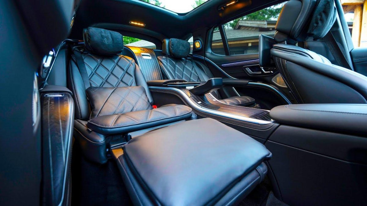 Mercedes EQS SUV Maybach