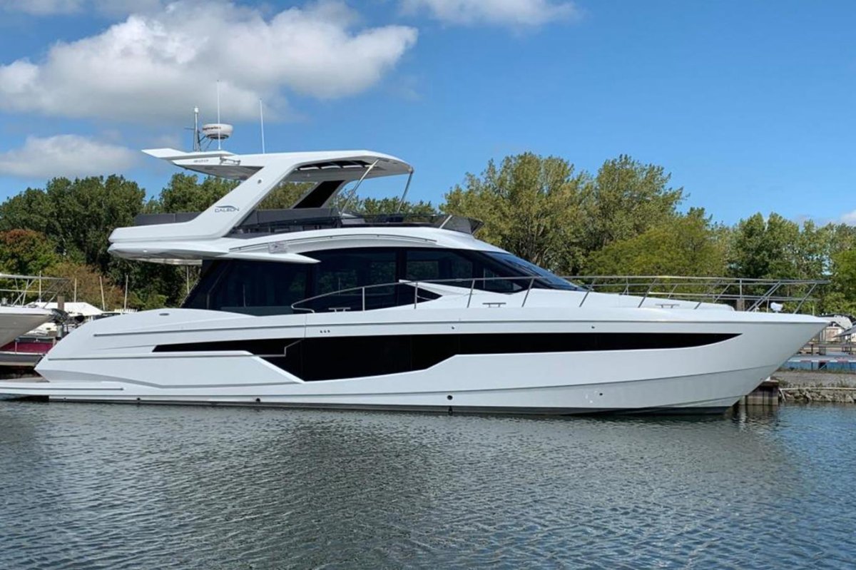 Galeon 500 Fly
