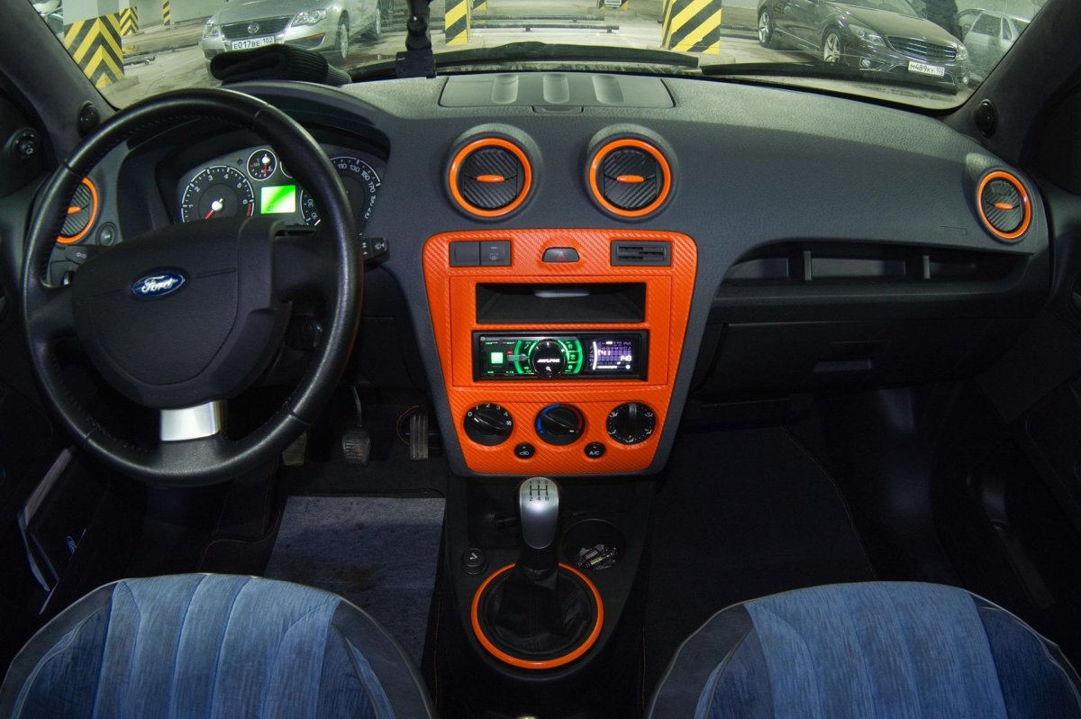 Ford Fusion салон