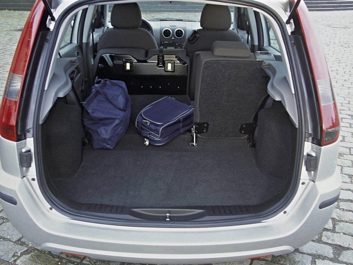 Ford Fusion 2008 багажник