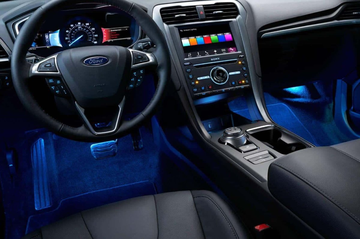 Ford Fusion 2018 салон