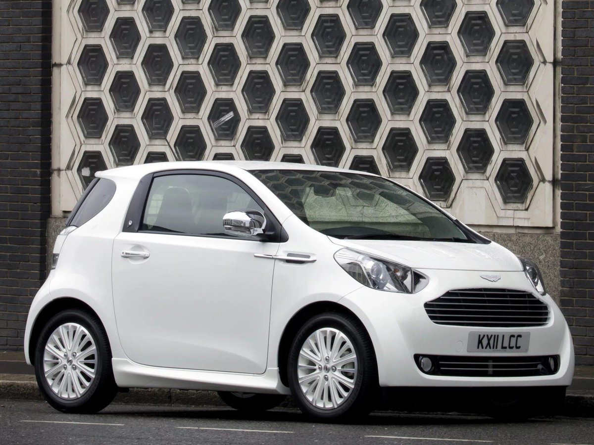 Aston Martin Cygnet 2011