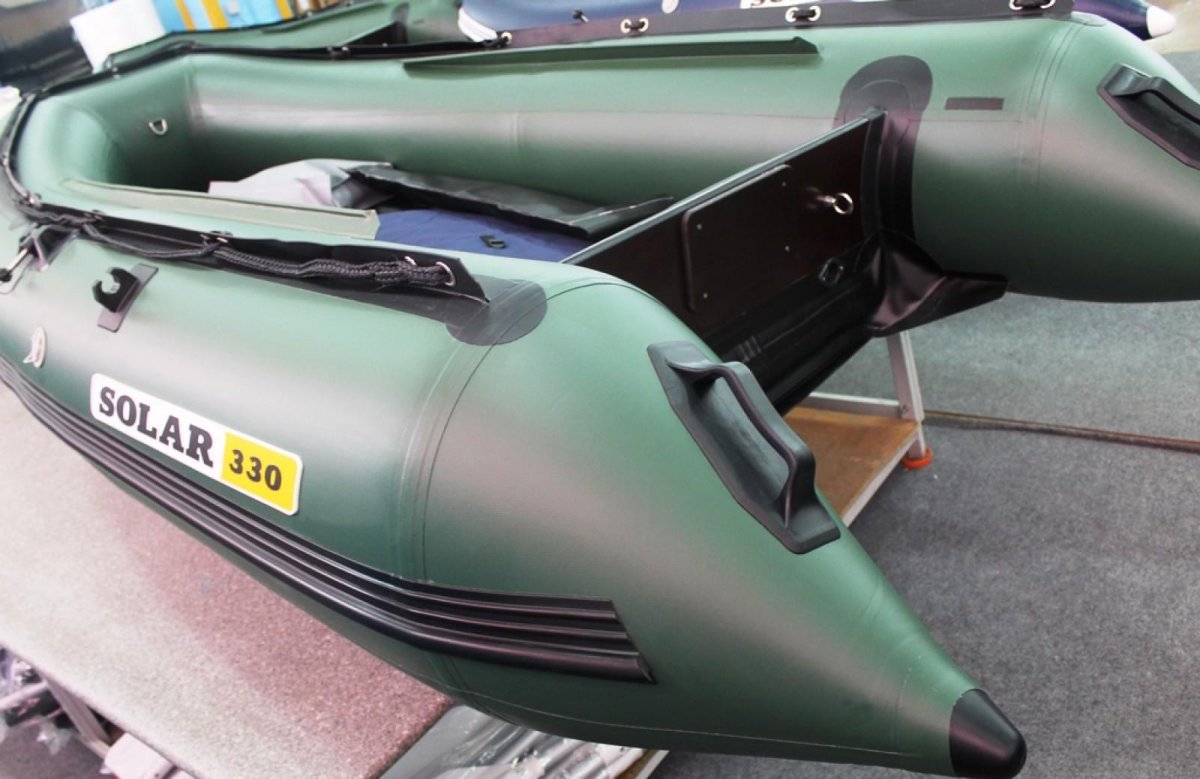 Лодка Solar 330