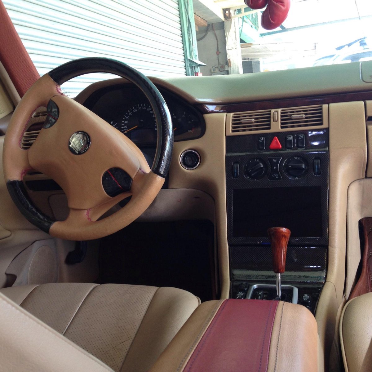 Велюровый салон Мерседес w210