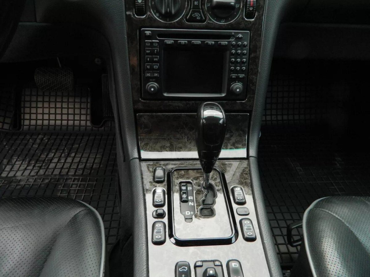 Черное дерево салона w 210