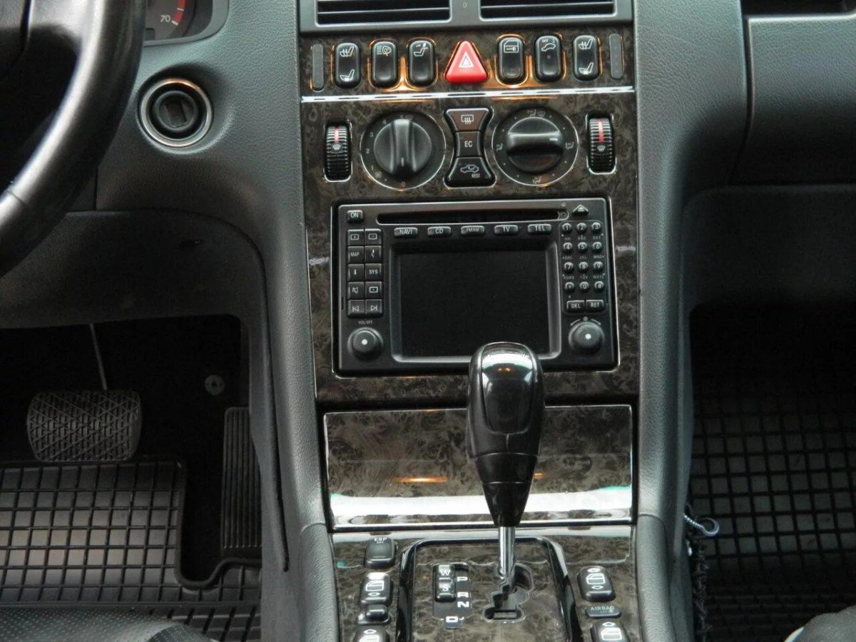 Мерседес 210 Авангард салон