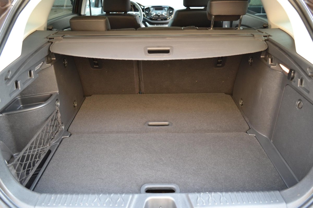 Фальшпол Лада Веста