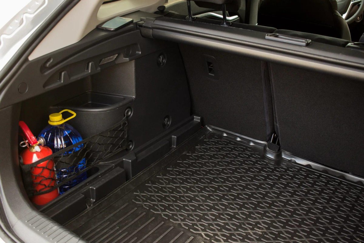 Lada Vesta SW Cross багажник