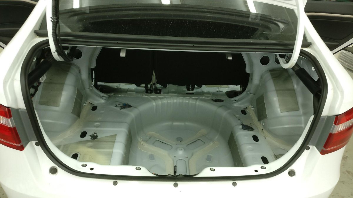 Багажник Лада Веста седан