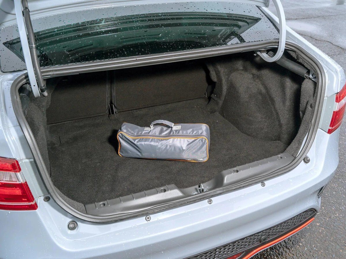 Лада Веста спорт багажник