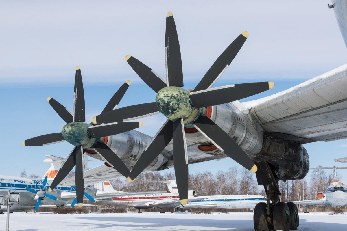 Самолет Хрущева ту 116