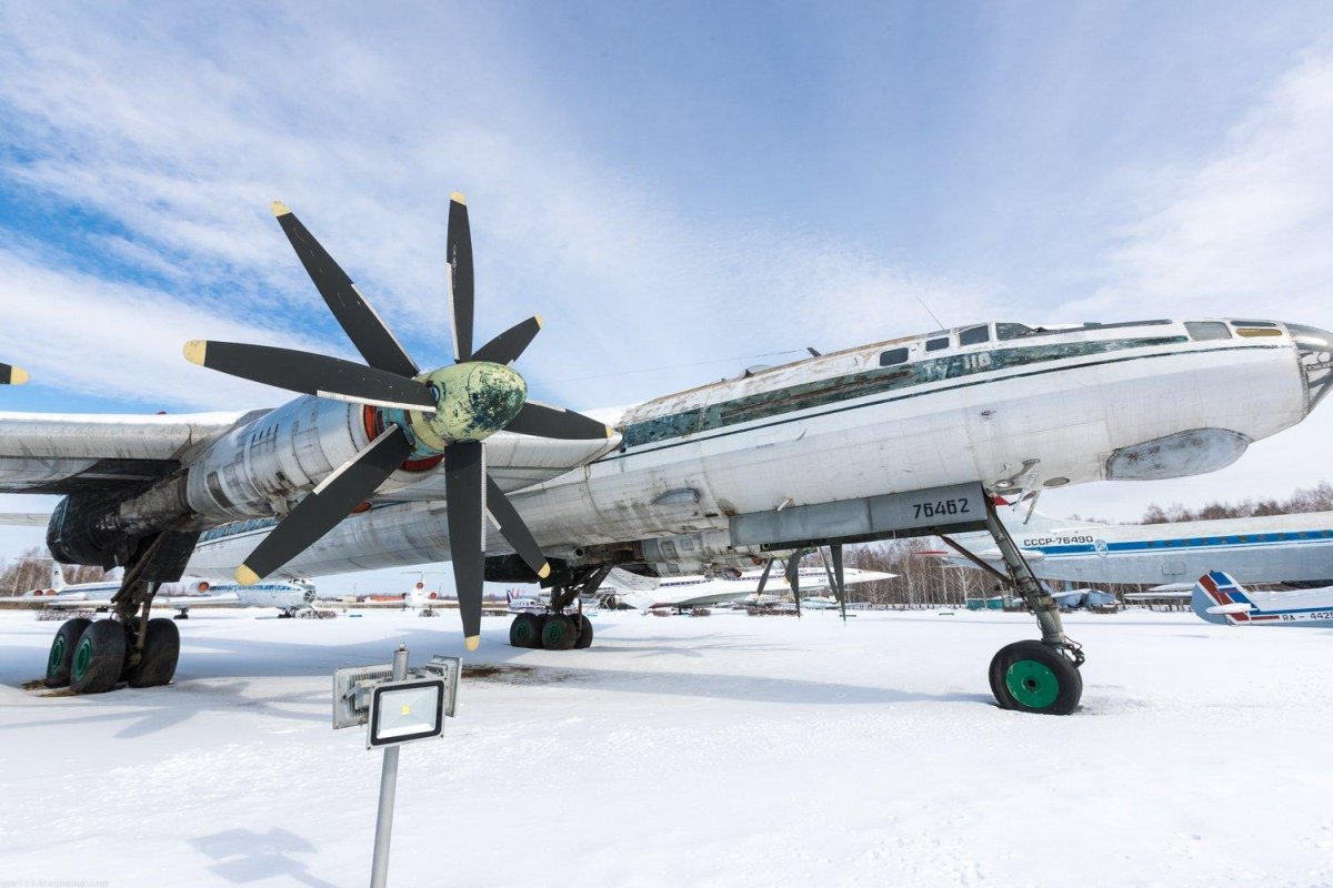 Ту-95 Ульяновск