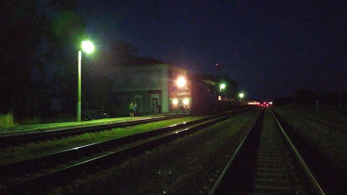 Тэп70 с поездом Пенза Москва