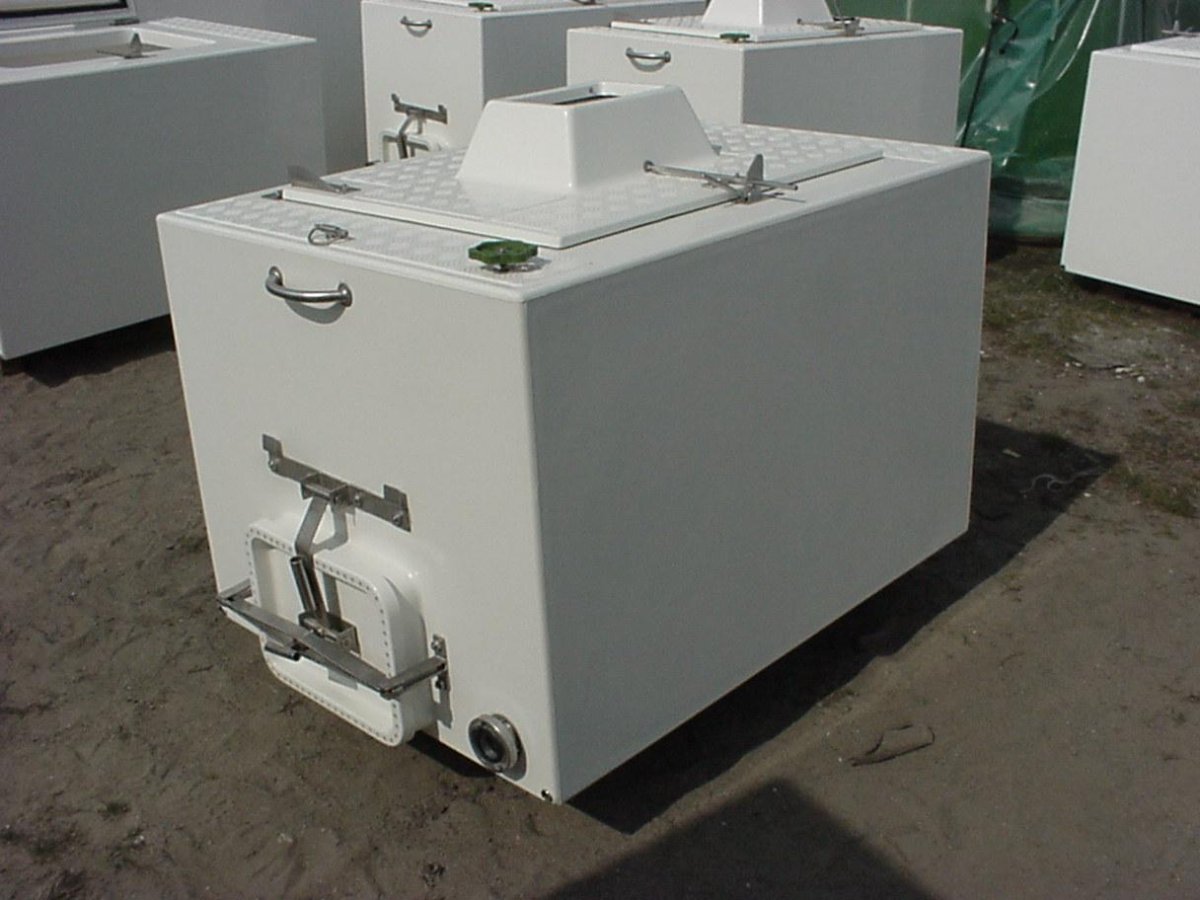 Контейнер (емкость) для перевозки живой рыбы