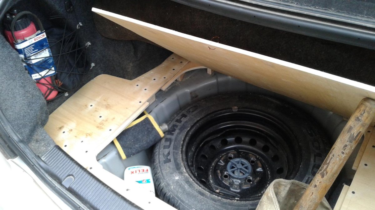 Фальшпол Ниссан Альмера н16 хэтчбек