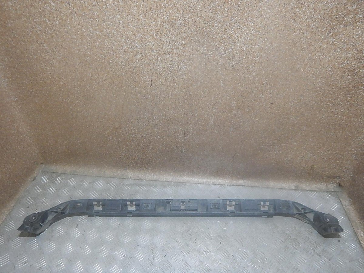 Кронштейн бампера Пассат б5