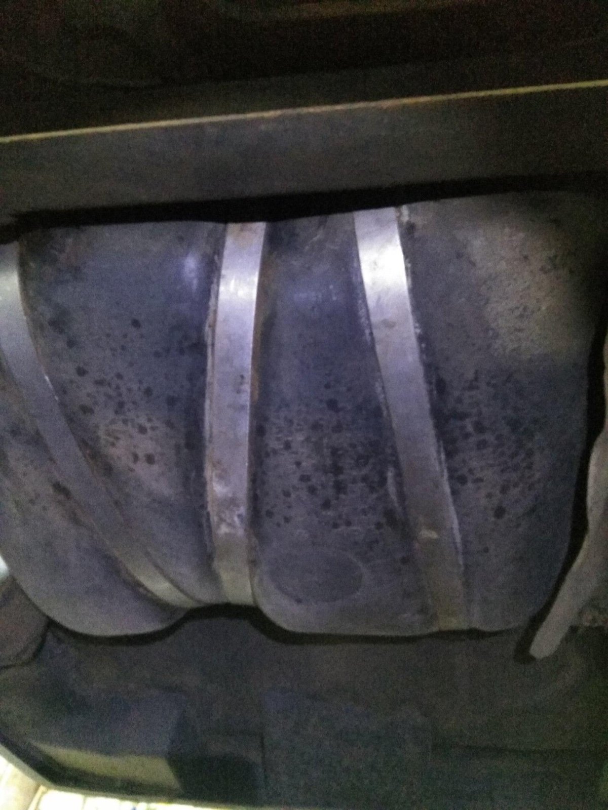 Крепление бака Volkswagen Passat b4 универсал