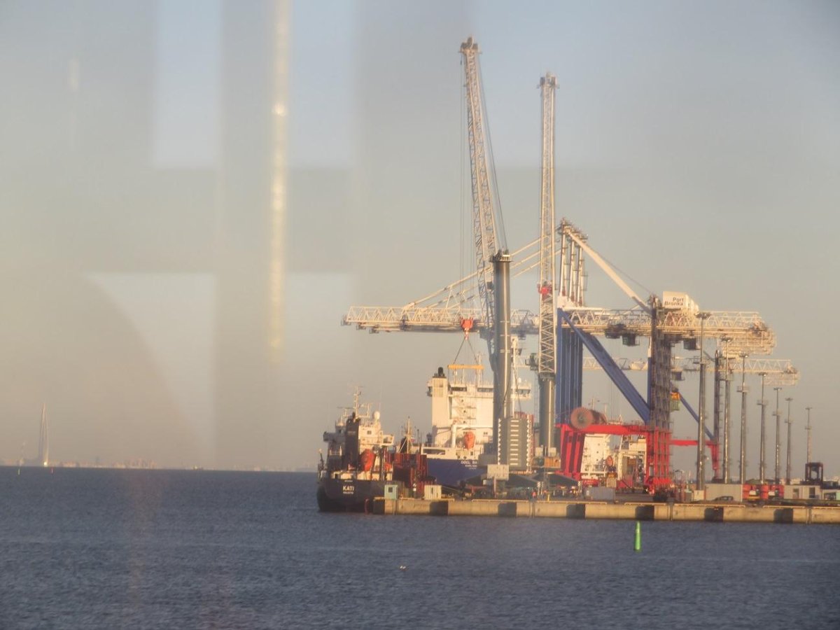 Порт Бронка Санкт-Петербург