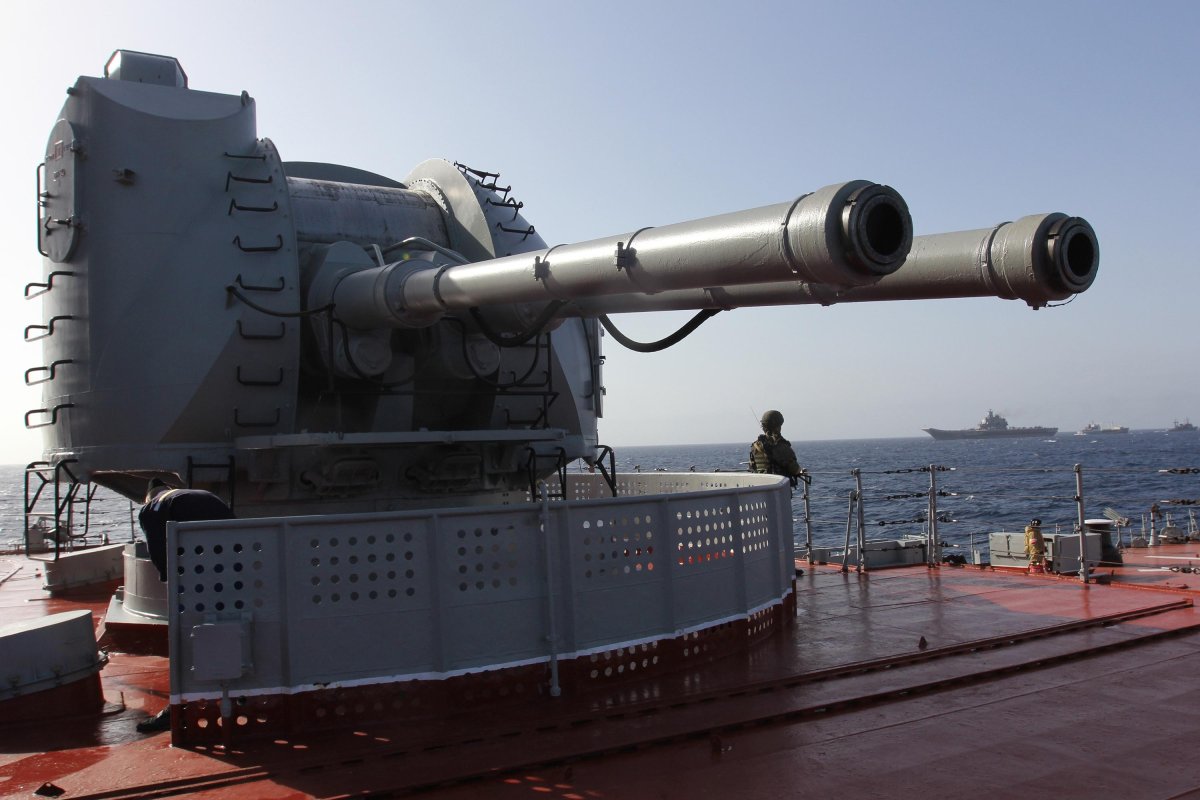 АК 130 Петр Великий