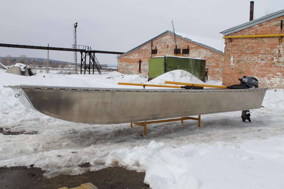 Лодка Серебрянка 3 тюнинг